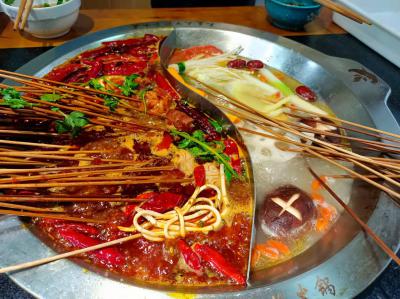 小吃技術(shù)培訓(xùn)班哪里好，火鍋串串香技術(shù)培訓(xùn)學(xué)校哪里好？