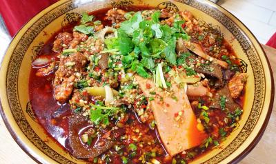 冒菜技術(shù)培訓(xùn)哪里好點？重慶冒菜制作技藝學(xué)習(xí)中心