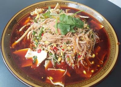 重慶哪里可以學(xué)冒菜技術(shù)？飄味緣冒菜技術(shù)培訓(xùn)全面教學(xué)